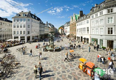 stroget pedestrian street